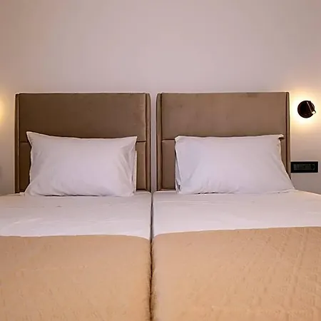 Valianos - Luxury Hotel 3*