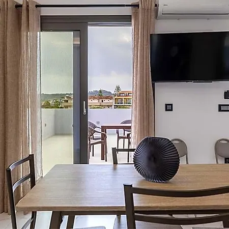 Hotel Valianos - Luxury 3*