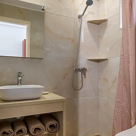 Valianos - Luxury Hotel